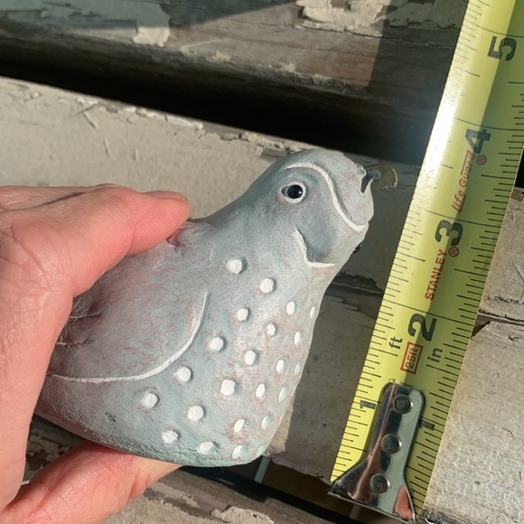 Quail Isabell Bloom sculpture 1986 with flaws - Picture 13 of 13